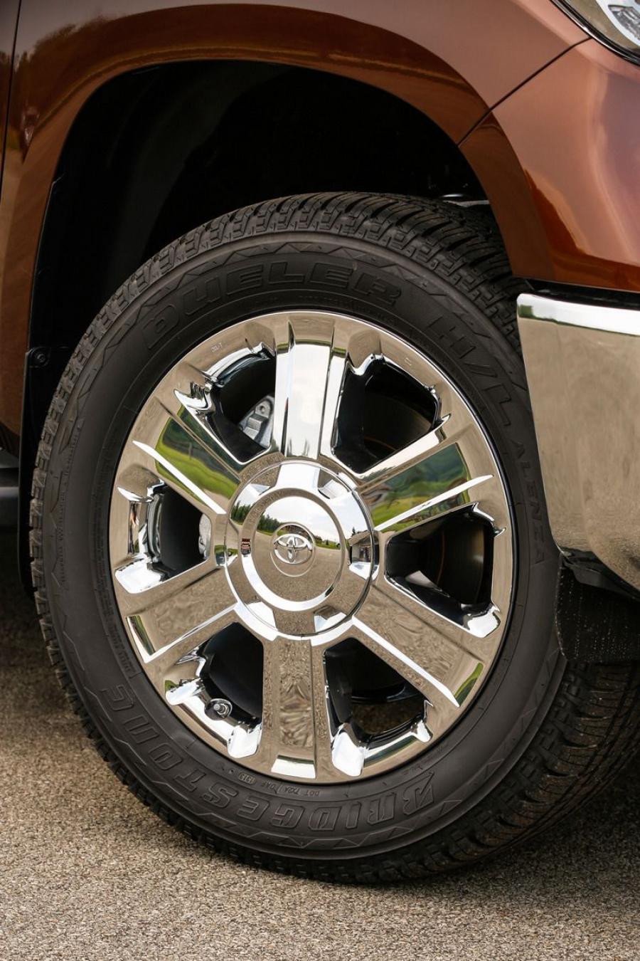 Колеса Toyota Tundra 1794 Edition 2013 года  (фото 2 из 40)